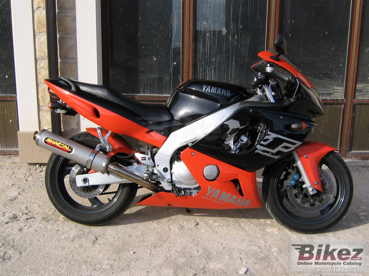 Big  yzf 600 r picture and wallpaper from Bikez.com